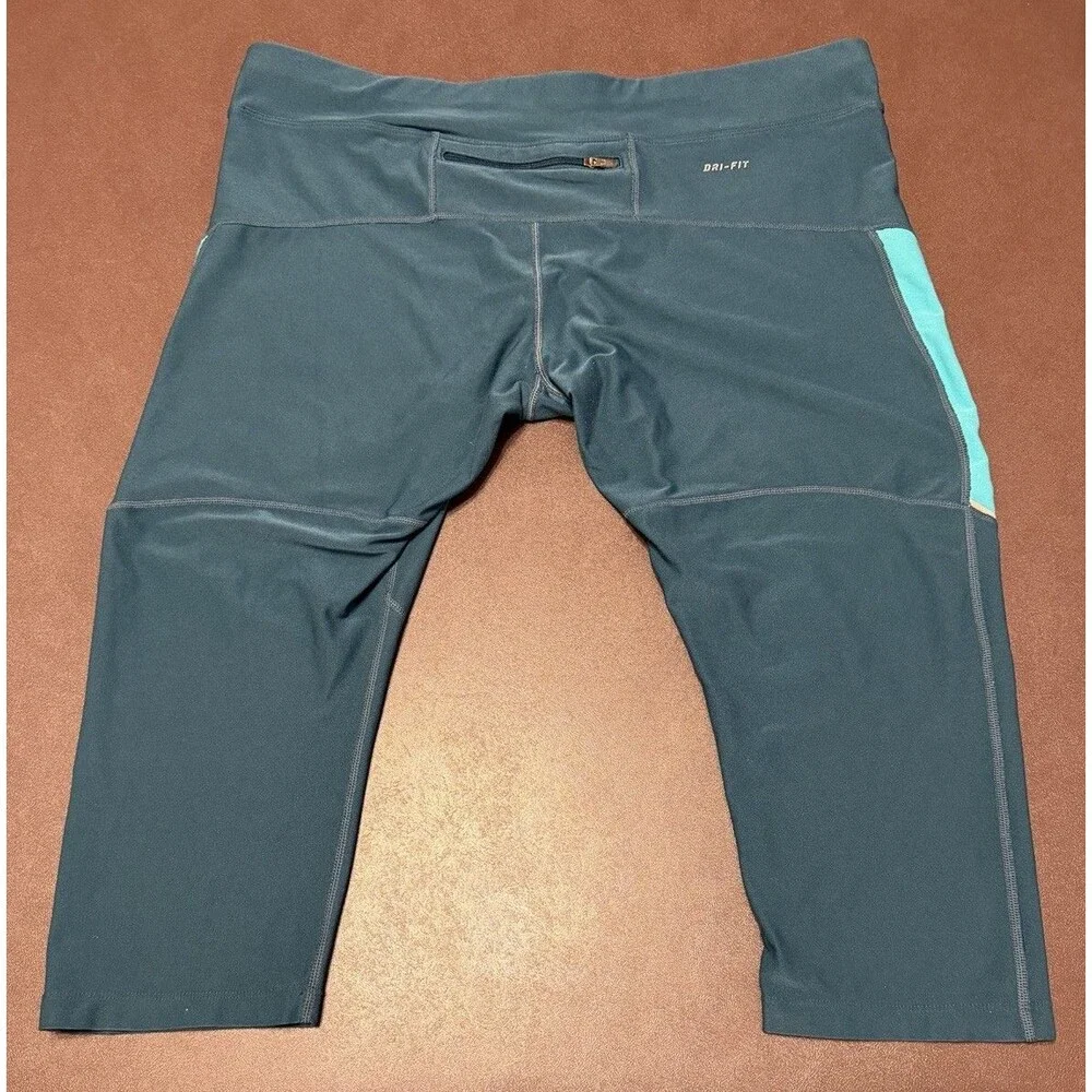 Nike Dri-Fit Capri Leggings Women's 1X Stretchy Calf-Length Two-Toned Teal
